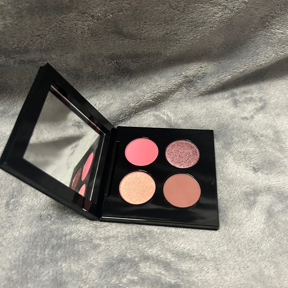 Pat McGrath Divine Rose Luxe Eyeshadow Quad Eternal Eden